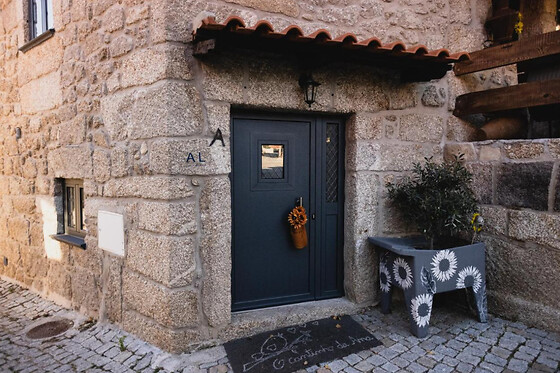 Duas noites em Casa Medieval com pequeno-almoço para 2 em O Cantinho da Ana em Sortelha (Guarda)