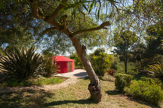 Uma noite em Yurt ou Lotus ou Rondável para 2 em Quinta Antes o Vento em Vimeiro (Leiria)