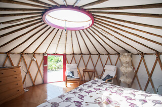 Uma noite em Yurt ou Lotus ou Rondável para 2 em Quinta Antes o Vento em Vimeiro (Leiria)