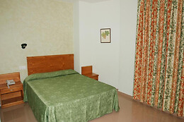 HOTEL FONDA NEUS