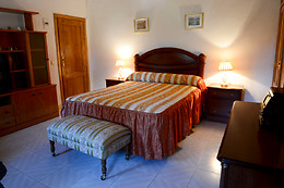 HOSTAL RESTAURANTE EL FOGÓN DE GREDOS