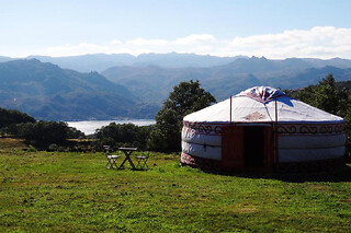 Uma noite em Yurt com pequeno-almoço para 3 em Nomad Planet em Fiães do Rio (Vila Real)