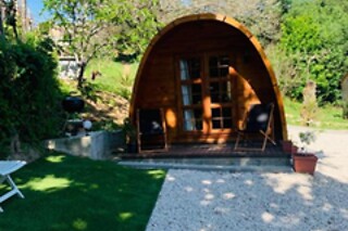 Uma noite em Bungalow POD para 2 adultos e 2 crianças em Gallas Pod House em Vouzela (Viseu)