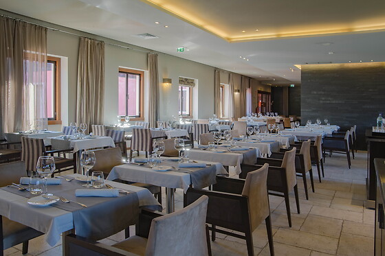Uma noite com pequeno-almoço para 2 em Your Hotel & Spa Alcobaça em Vestiaria (Leiria)