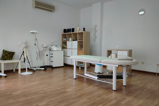 Uma massagem relaxante para 1 em Clínica Dra Cátia Amaral em Paços de Ferreira (Porto)