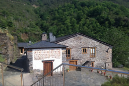 CASA GRANDE DA FERRERÍA DE RUGANDO