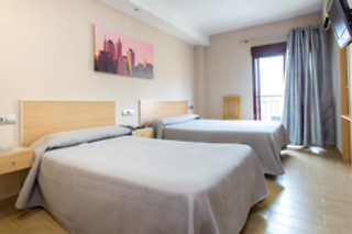 Hotel Olympia Ronda I en El Puig de Santa María (Valencia)