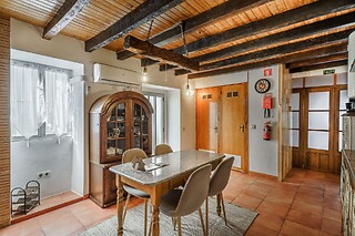 Uma Noite em Apartamento com Pequeno-Almoço + Degustação para 2 | Casa da Anita, Torres Novas (Santarém)