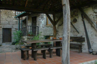 Duas noites em Casa Rústica em Granito com pequeno-almoço para 2 em Casa Campo das Bizarras*** em Castro Daire (Viseu)