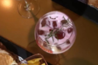 Um almoço ou jantar em El Train - Carruagem Bar (Caxias)