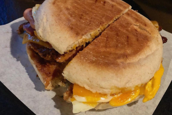 Um almoço ou jantar em El Train - Carruagem Bar (Caxias)