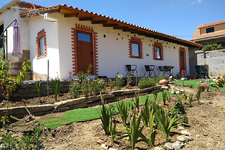 Uma noite em quarto duplo para 2 em Casas de Campo de Podence em Macedo de Cavaleiros (Bragança)