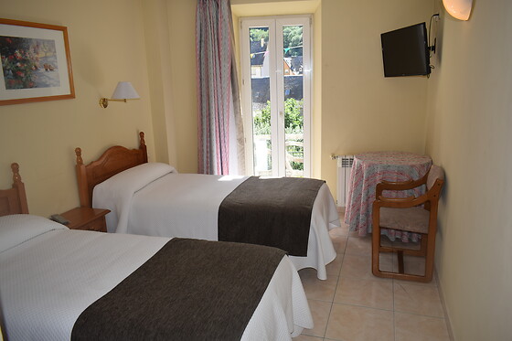 HOTEL JUAN CANEJAN - photo 2