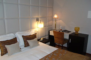 Uma noite com pequeno-almoço para 2 em Your Hotel & Spa Alcobaça em Vestiaria (Leiria)