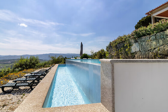 Uma noite em quarto duplo com pequeno-almoço para 2 | Cerdeirinhas de Basto (Celorico de Basto)