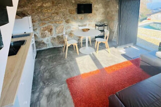 Enoturismo a 2 na Villa Seara | 1 noite em quarto duplo com prova de vinho e tapas | Celorico de Basto