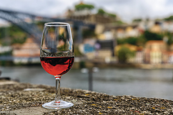 Passeio de Comboio e Visita guiada | Magic Tourism no Porto