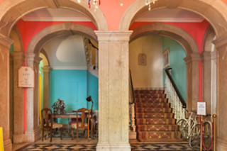 Uma noite em quarto duplo superior com pequeno-almoço para 2 em The Independent Hostel & Suites (Lisboa)