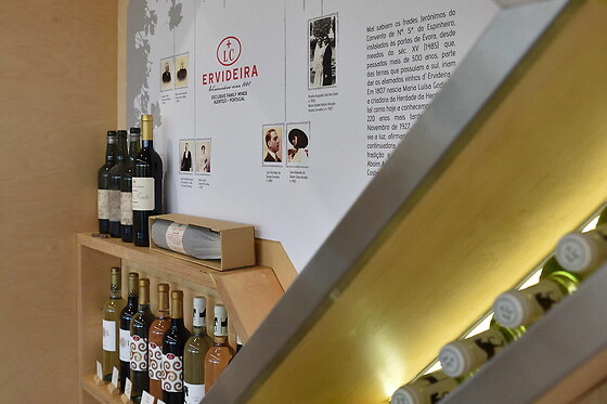 Prova cega de vinhos e degustação de produtos regionais para 2 | Ervideira Wine - Reguengos de Monsaraz