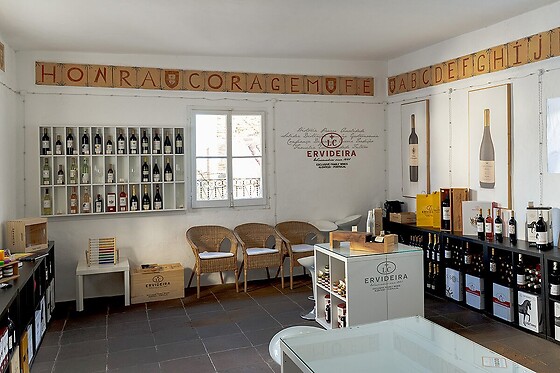 Ervideira Wine - photo 1