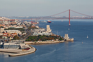 Passeio de Helicóptero por Belém para 2 com a Lisbon Helicopters