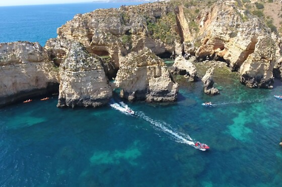 Passeio de barco às grutas da Ponta da Piedade para 2 com a Boatrips | Lagos (Faro)