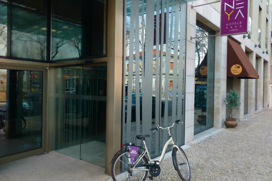 Uma noite em quarto duplo com pequeno-almoço para 2 em Neya Lisboa Hotel**** (Lisboa)