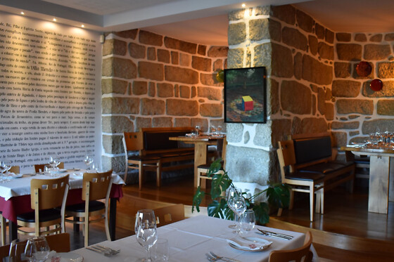Um almoço ou jantar para 2 em Villa Mendo em Póvoa de Varzim (Porto)