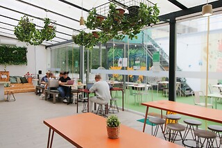 Uma noite em quarto duplo com pequeno-almoço para 2 em WOT Lisbon Patio (Lisboa)