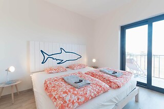 Uma noite em quarto duplo com pequeno-almoço para 2 em WOT Ericeira Surf Hostel em Ericeira (Lisboa)