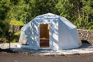Uma noite em Dome ou Cocoon com pequeno-almoço para 2 em Quinta do Abacate Glamping Park em Angra do Heroísmo (Açores)