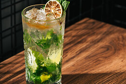 TRIBUNA SPORTS BAR