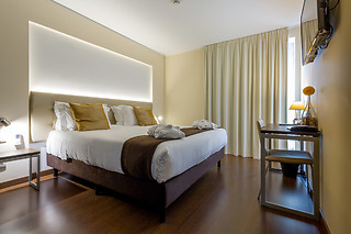 Uma noite em quarto duplo com pequeno-almoço e um jantar para 2 em In Gold Hotel & Spa**** em Águeda (Aveiro)