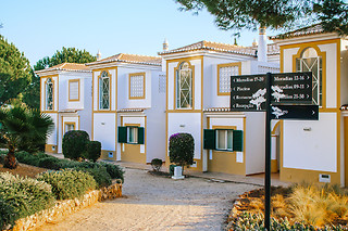 Uma noite em quarto duplo com pequeno-almoço para 2 em Vale D'el Rei - Hotel & Villas**** em Lagoa (Faro)