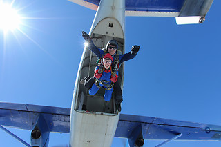 Salto Tandem 3000m em Braga para 1 com a SkyDive Porto