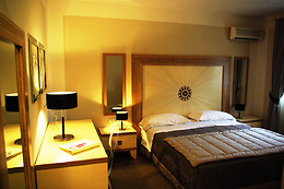 Hotel Villa dei Tigli 920 Liberty Resort