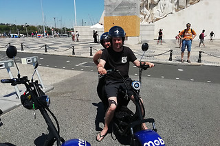 Rota do elétrico 28 em scooter elétrica para 2 | Mob, by Mobi.eTours em Lisboa