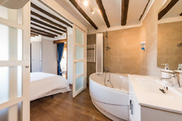 APARTAMENTOS VINO TINTO
