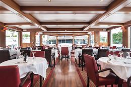 Le Capitaine Fracasse: dîner croisière
