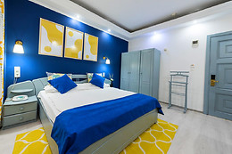 Relax Comfort Suites Hotel