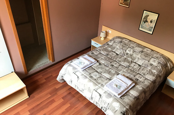 Cheap and Chic Hotel - photo 1
