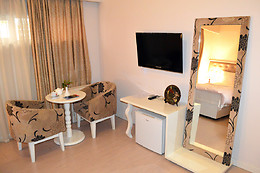 Select Hotel