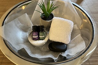 Massagem de relaxamento e banho de pés para 1 | Yinner Centro de Terapias Naturais (Braga)