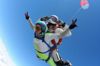 Salto Tandem 3000m para 1 | Sky Fun Center - Proença-a-Nova (Castelo Branco)