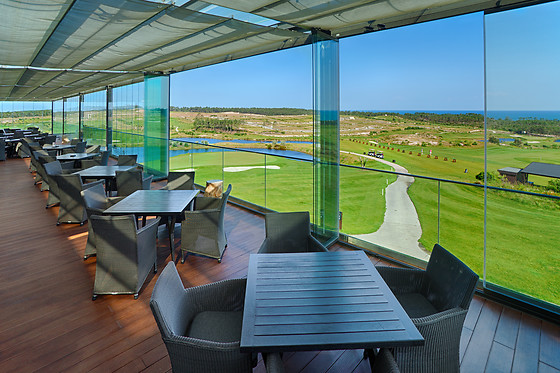 Uma noite em quarto duplo com pequeno-almoço para 2 em Evolutee Hotel - Royal Óbidos Spa & Golf Resort***** em Óbidos (Leiria)