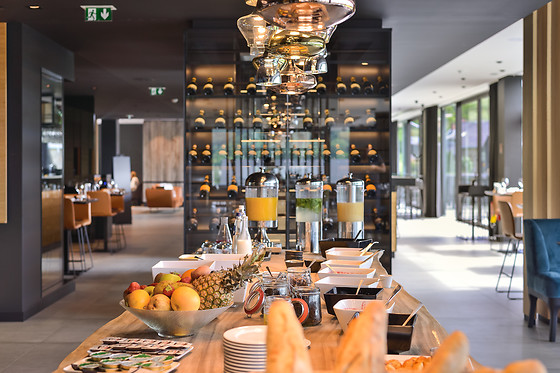 R hotel experiences - photo 3