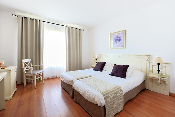 Sure Hotel By Best Western Aix Sainte Victoire - photo 9