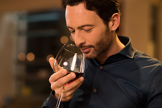 Apresentação + Visita Guiada + Degustação de Vinhos para 2 | Manzwine, Mafra (Lisboa)