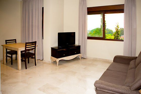 APARTAMENTOS TURÍSTICOS LA CASTILLEJA - photo 2