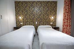 HOTEL MANZANITO